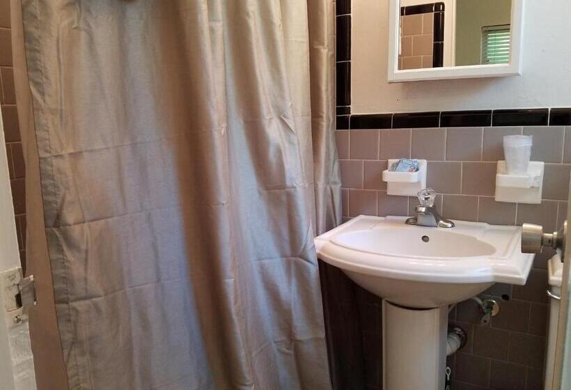 Люкс Кровать Кинг, Alexander Palms Court   No Hidden Resort Fees!