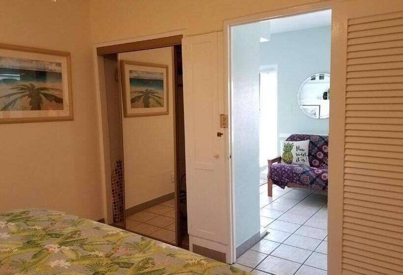 Люкс Кровать Кинг, Alexander Palms Court   No Hidden Resort Fees!