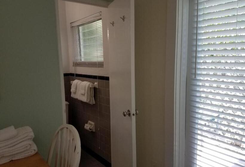 Люкс Вид на Бассейн, Alexander Palms Court   No Hidden Resort Fees!