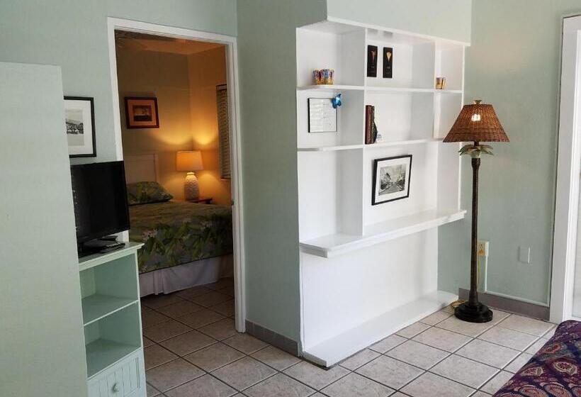 Люкс Кровать Кинг, Alexander Palms Court   No Hidden Resort Fees!