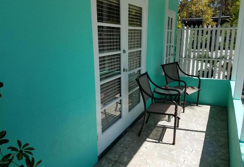 Люкс Кровать Кинг, Alexander Palms Court   No Hidden Resort Fees!