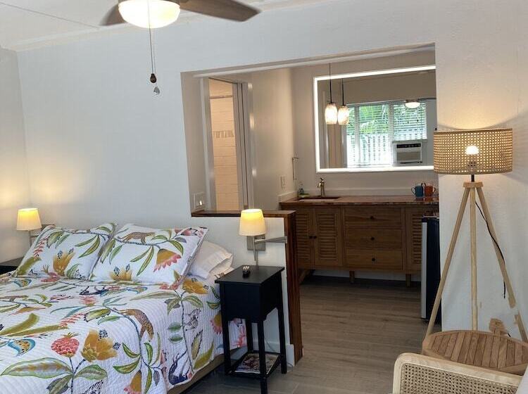 Номер Стандарт, Alexander Palms Court   No Hidden Resort Fees!