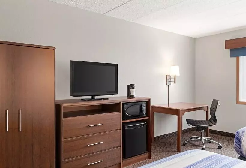 سوییت, Americinn By Wyndham Fergus Falls Conference Center