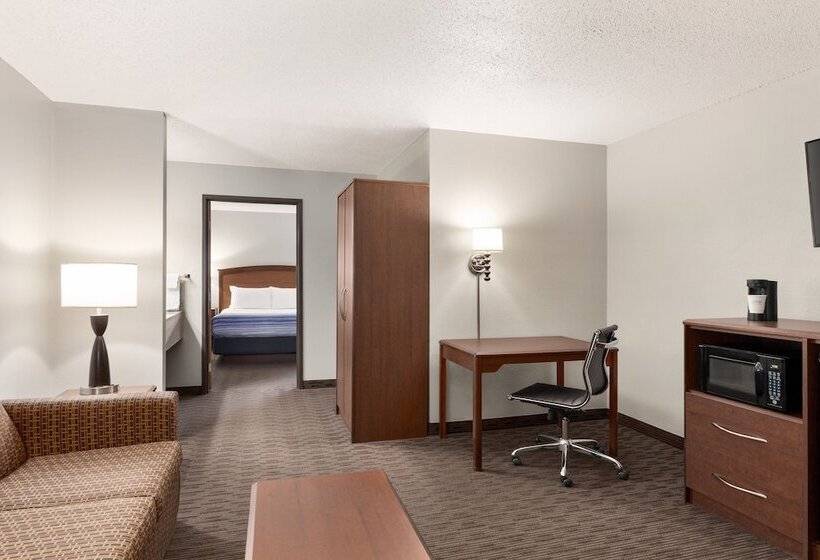 جناح, Americinn By Wyndham Fergus Falls  Conference Center