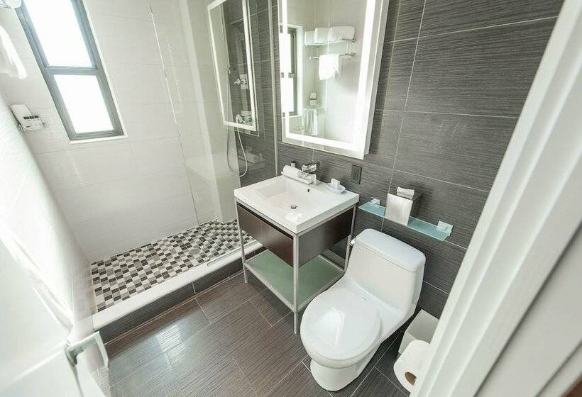 غرفة قياسية, Ameritania  at Times Square