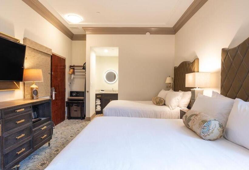 クラシックルーム, Andrew Pinckney Inn