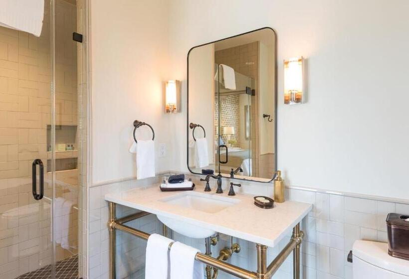 キングサイズベッドのスイートルーム, Andrew Pinckney Inn