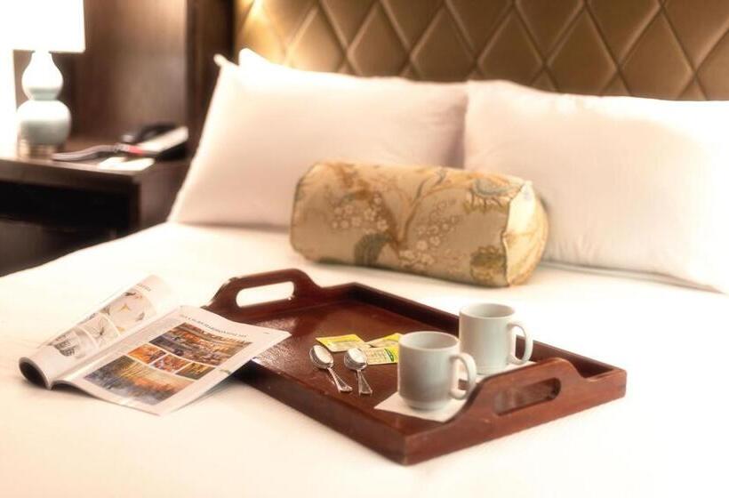 غرفة أساسية داخلية, Andrew Pinckney Inn