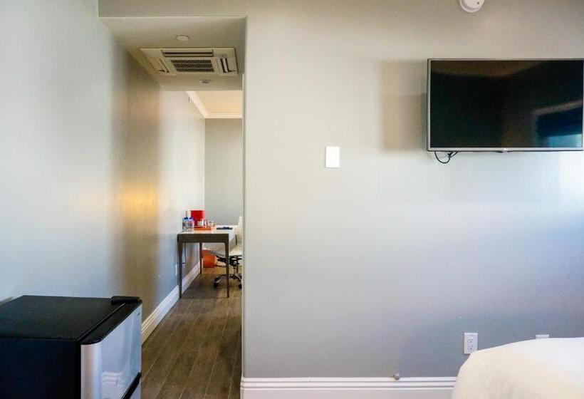 جناح عائلي, Balboa Inn, On The Beach At Newport