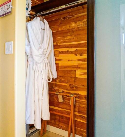 جناح ديلوكس مطل على البحر, Balboa Inn, On The Beach At Newport