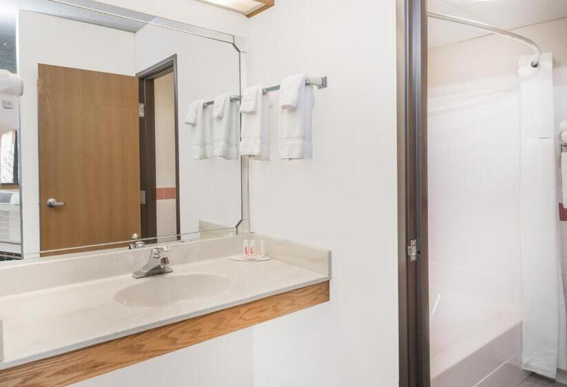 Люкс Кровать Кинг, Baymont By Wyndham Marshalltown