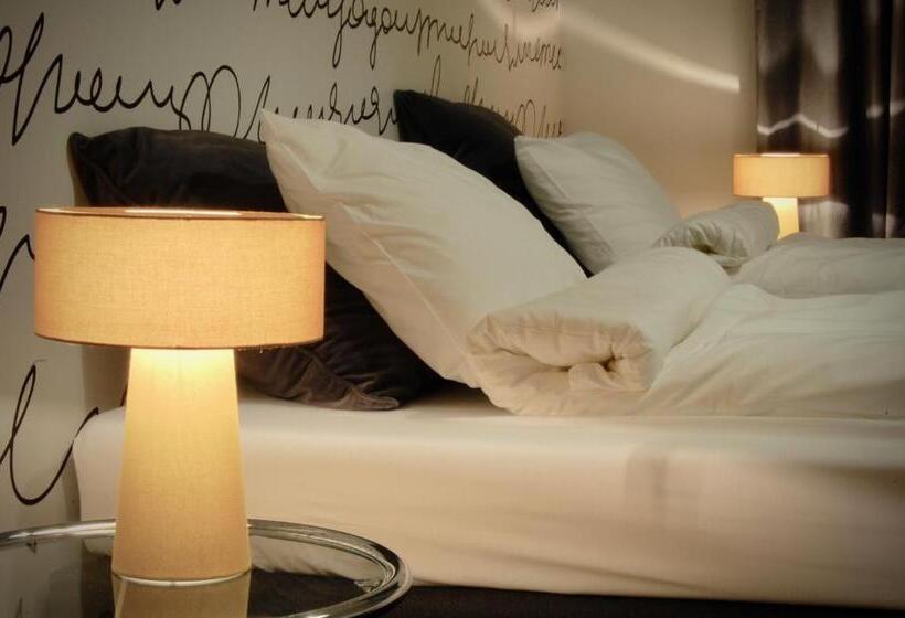 اتاق استاندارد با سرویس بهداشتی مشترک, Aparthostel Warszawa