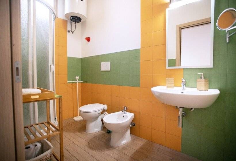 اتاق استاندارد سه نفره, Belle Epoque B&b