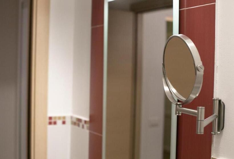 اتاق استاندارد, Belle Epoque B&b