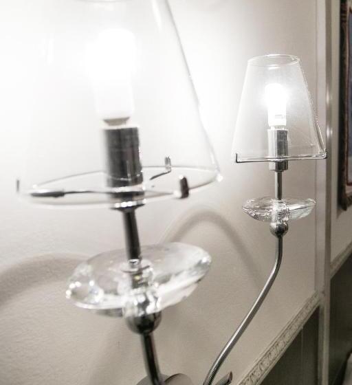 سوییت جونیور, Belle Epoque B&b