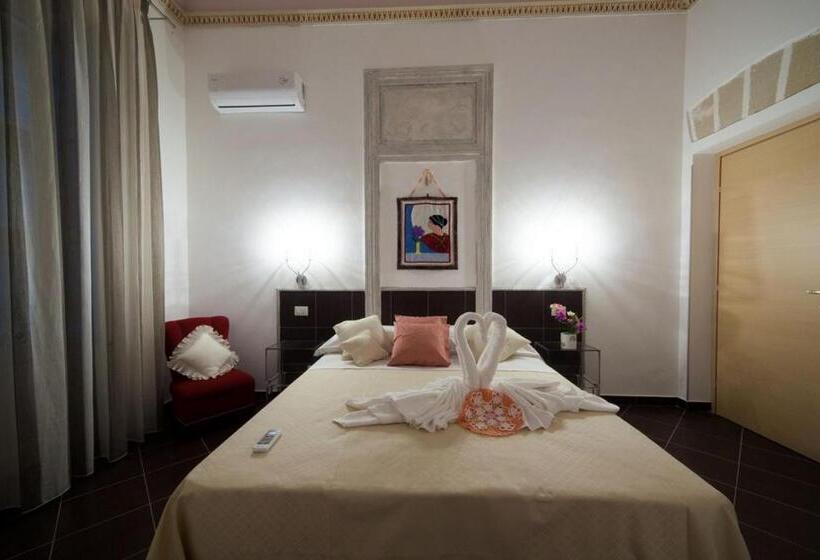 سوییت جونیور, Belle Epoque B&b