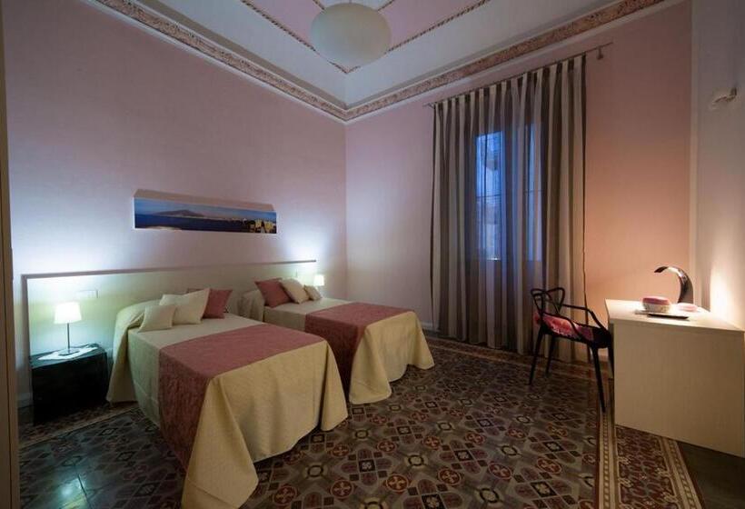 سوییت جونیور, Belle Epoque B&b