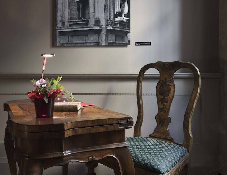 اتاق سوپریور, Ottantotto Firenze