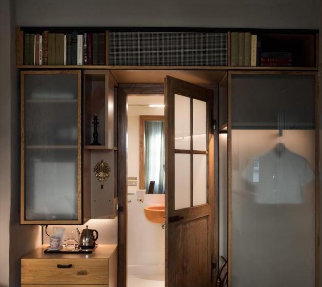 اتاق کلاسیک, Ottantotto Firenze