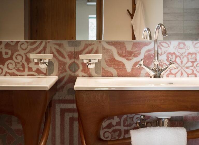 اتاق سوپریور, Ottantotto Firenze