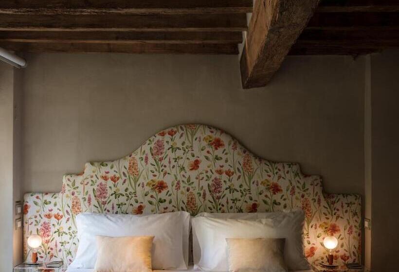 اتاق سوپریور, Ottantotto Firenze