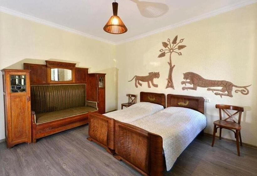 اتاق استاندارد, Master S House Dayan