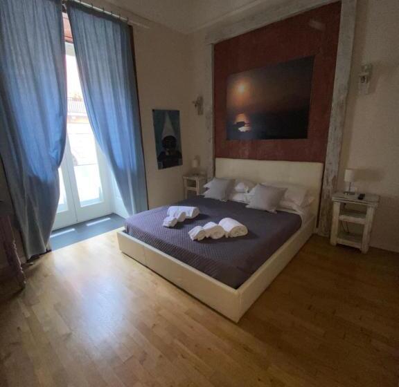 اتاق استاندارد سه نفره, Corso 211 Beds & Suites