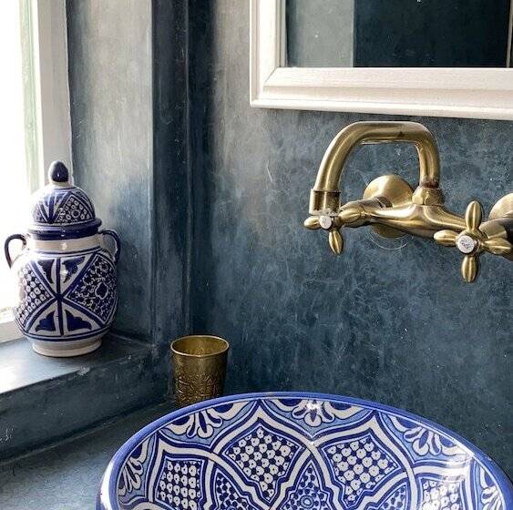 اتاق لوکس, Riad Z