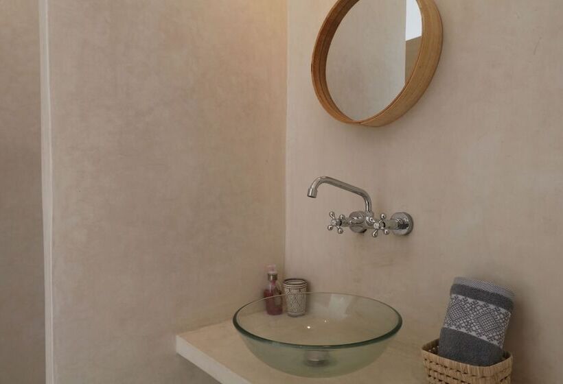 اتاق استاندارد, Riad Z