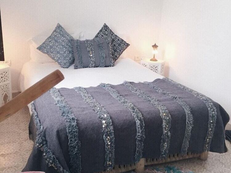 اتاق استاندارد, Riad Z