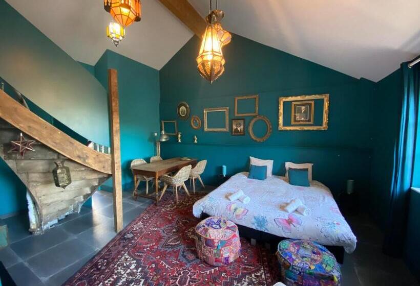 Семейный Номер, Maison Jules