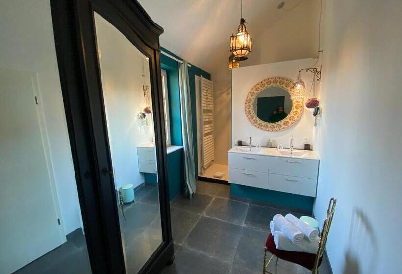 Семейный Номер, Maison Jules