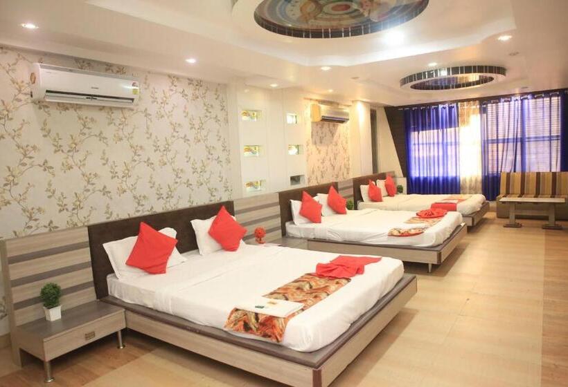 スイート, Avinash Residency