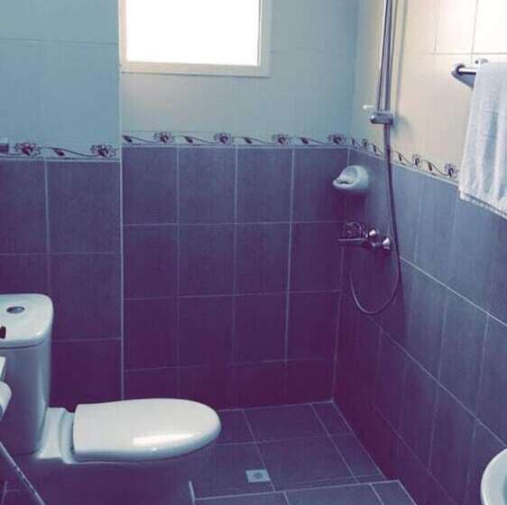 اتاق خانوادگی, Jawharet Al Kheir Furnished Apartments