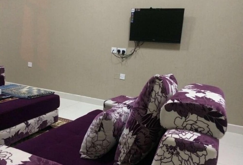 اتاق خانوادگی, Jawharet Al Kheir Furnished Apartments