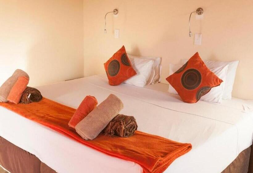 کلبه ییلاقی, Nghunghwa Lodge