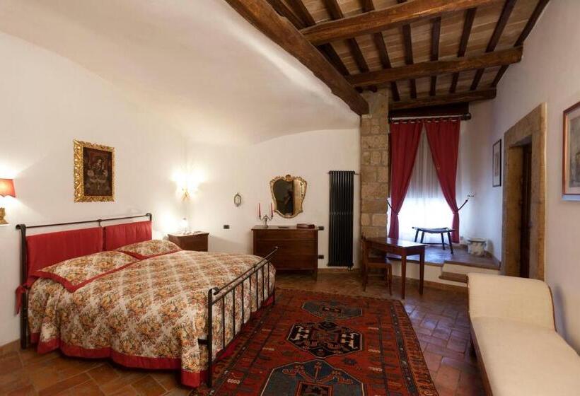 سوییت, La Casa Degli Archi