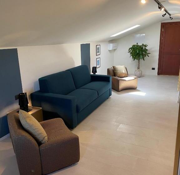 Appartement 3 Chambres, Casa Ceruti