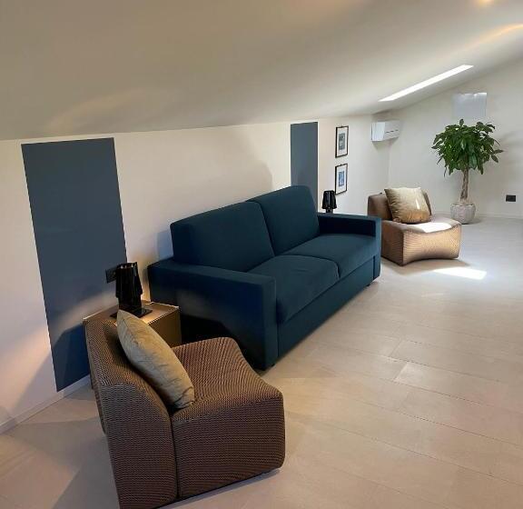 Appartement 3 Chambres, Casa Ceruti