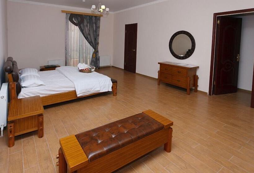 جناح, Dasn Hall Domodedovo