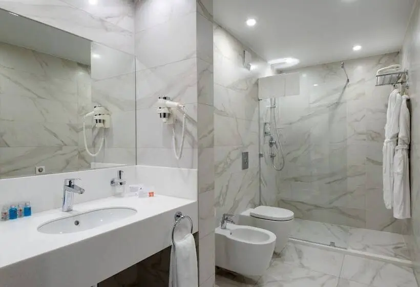 اتاق استاندارد, Azimut Hotel Kyzyl