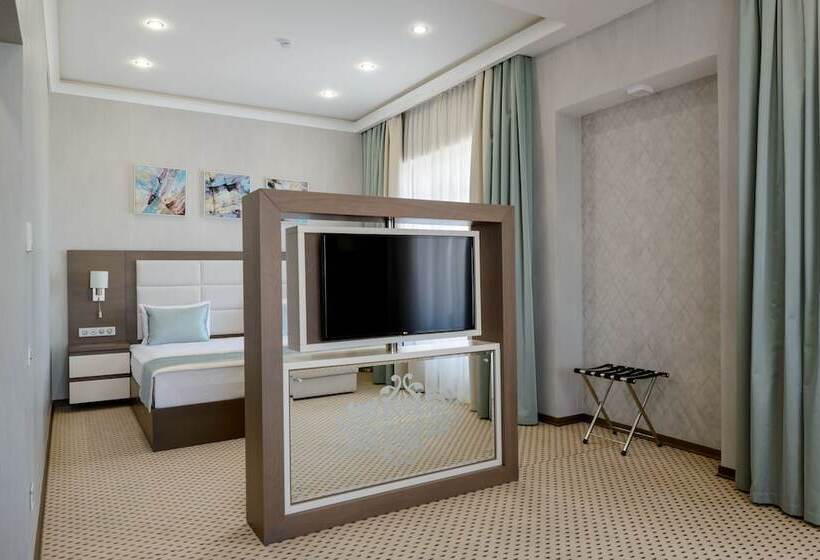 اتاق سوپریور, Azimut Hotel Kyzyl