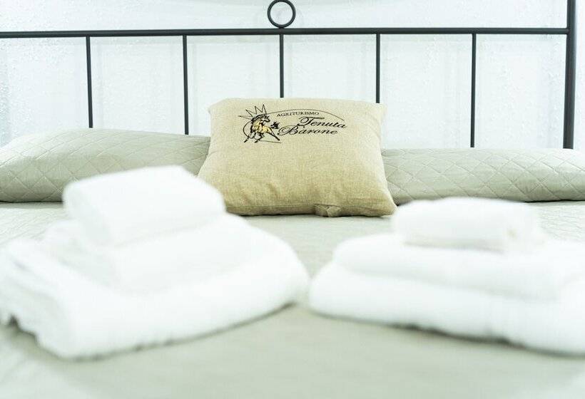 スタンダードトリプルルーム, B&b Tenuta Barone