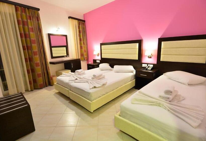 Triple Room Sea View, Kyani Akti