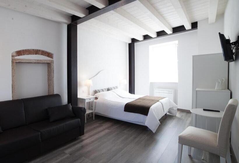 Семейный Номер, Corte Mantovani