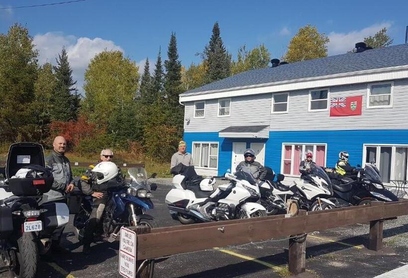 חדר סטנדרט לארבעה, Preferred Rooms By Crestview Guest House