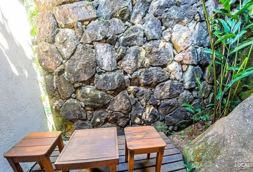 デラックススイート, Casa Bonita Hospedagem E Café