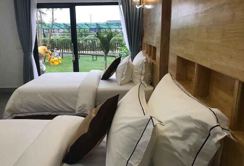 غرفة سوبيريور مطلة على حمام السباحة, Sandy Clay Bungalows