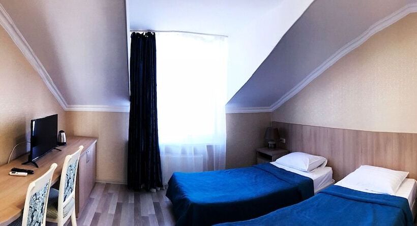 اتاق لوکس, Sergiy