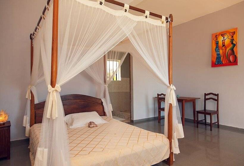 اتاق استاندارد با تخت دوبل, Restaurant Nautile